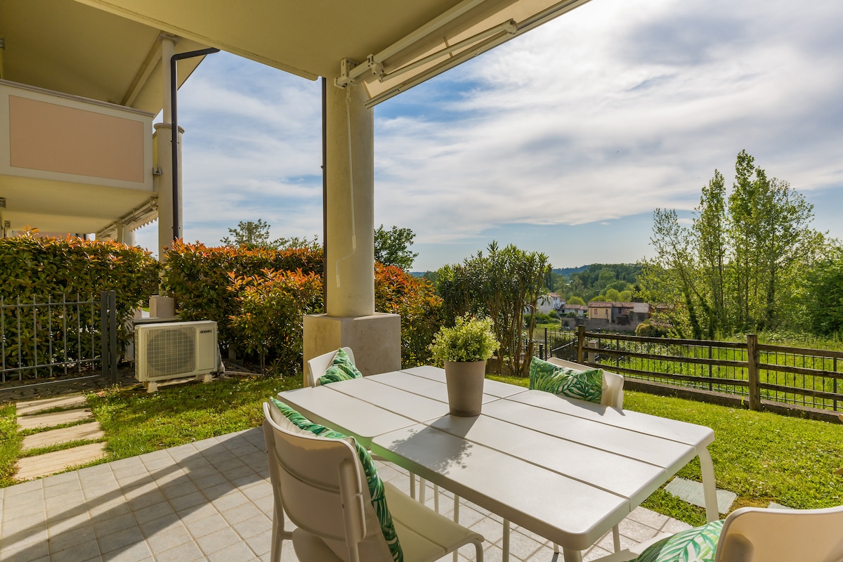 ‘Casa Giulia’ with garden and pool, Lake Garda