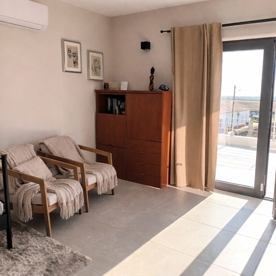 Hoa Studio – T0 with P.A, terrace, view and pool