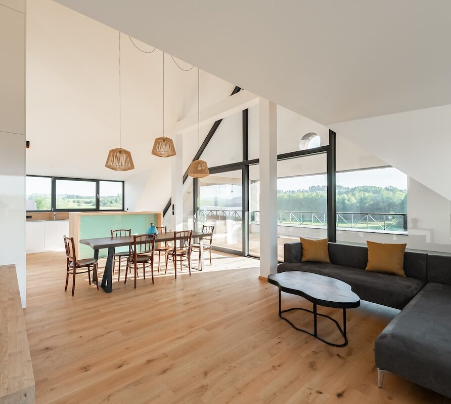 Luxury Penthouse with terrace, sauna and pool