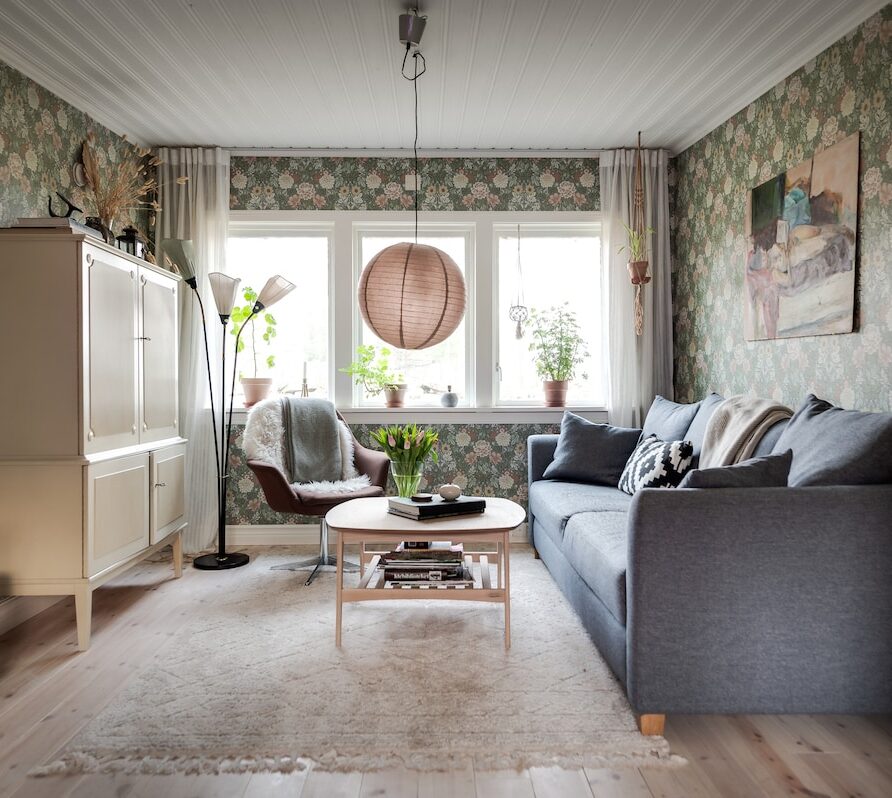 A Wilderness Hideaway for Two in Risveden