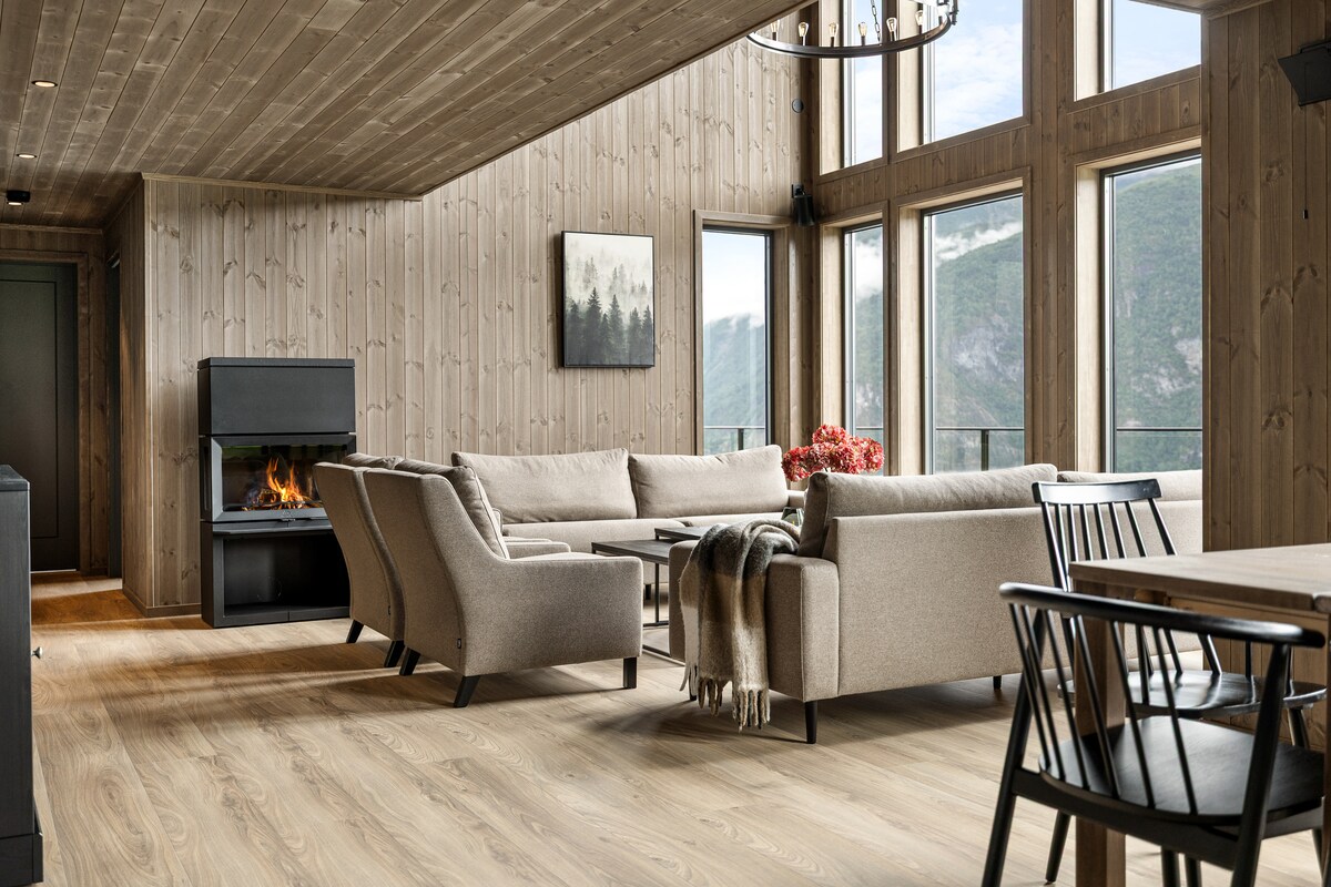 Fjordblikk-Luxury Fjord Retreat with Scenic Views – Cabins for Rent in Sylte, Møre og Romsdal, Norway – Airbnb