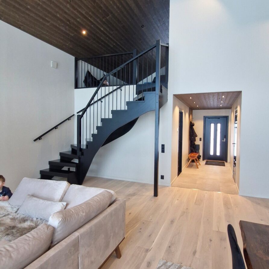 Lake property with private beach, magical views & sauna