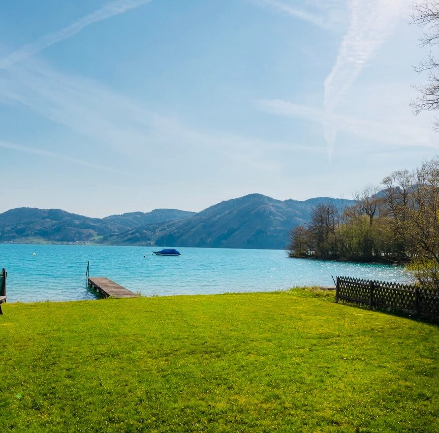 Villa Cataleya · Attersee · Privater Badeplatz •8 – Houses for Rent in Dexelbach, Oberösterreich, Austria – Airbnb